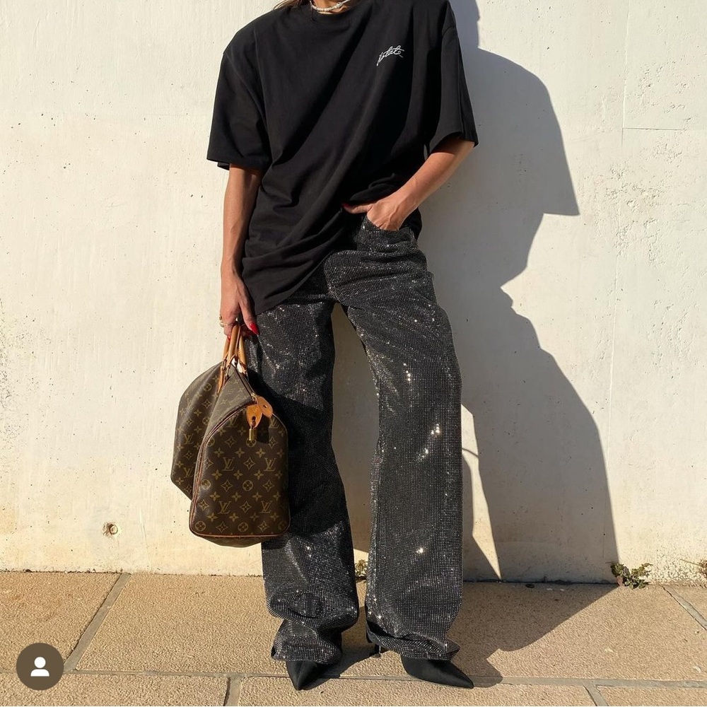 Embellished mid rise straight jeans!